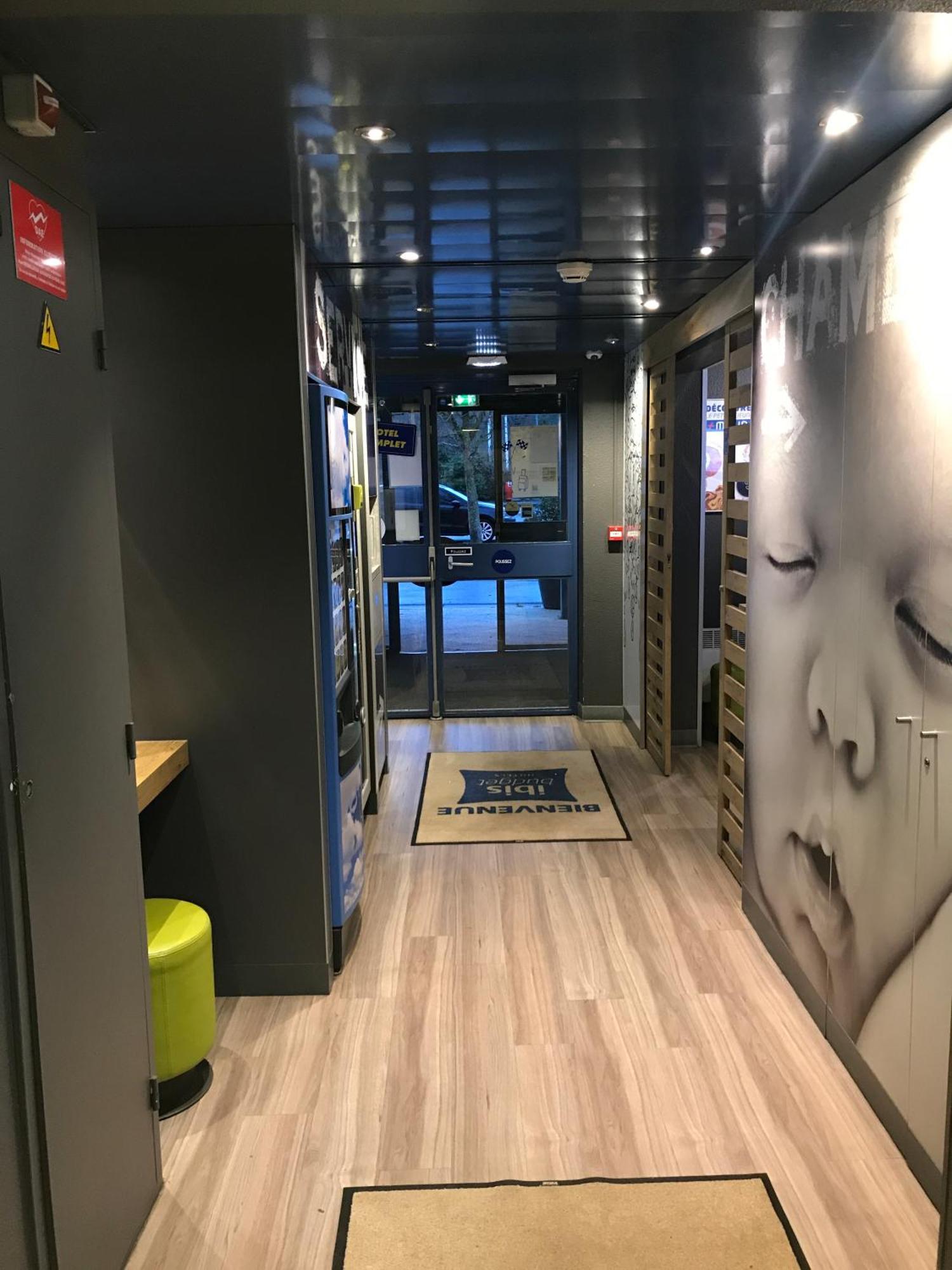 Ibis Budget L'Isle Adam Екстер'єр фото