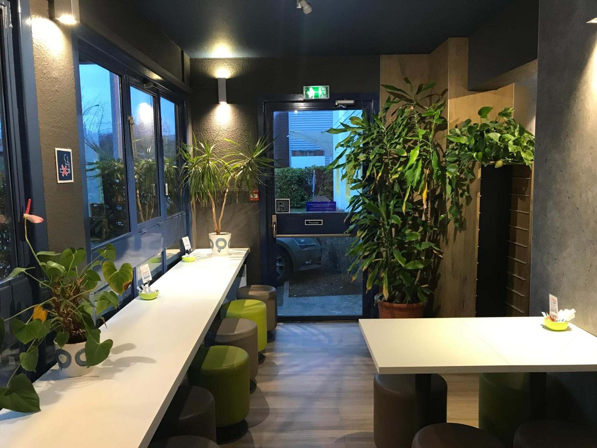 Ibis Budget L'Isle Adam Екстер'єр фото