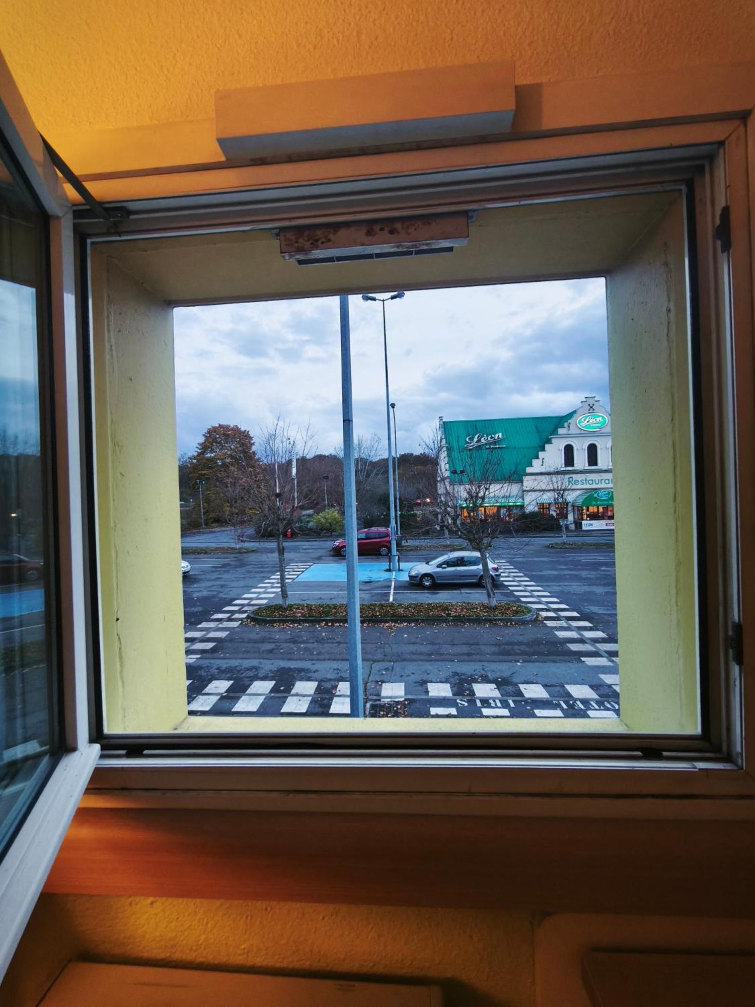 Ibis Budget L'Isle Adam Екстер'єр фото