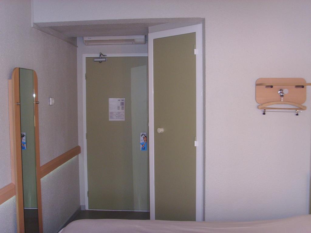 Ibis Budget L'Isle Adam Номер фото