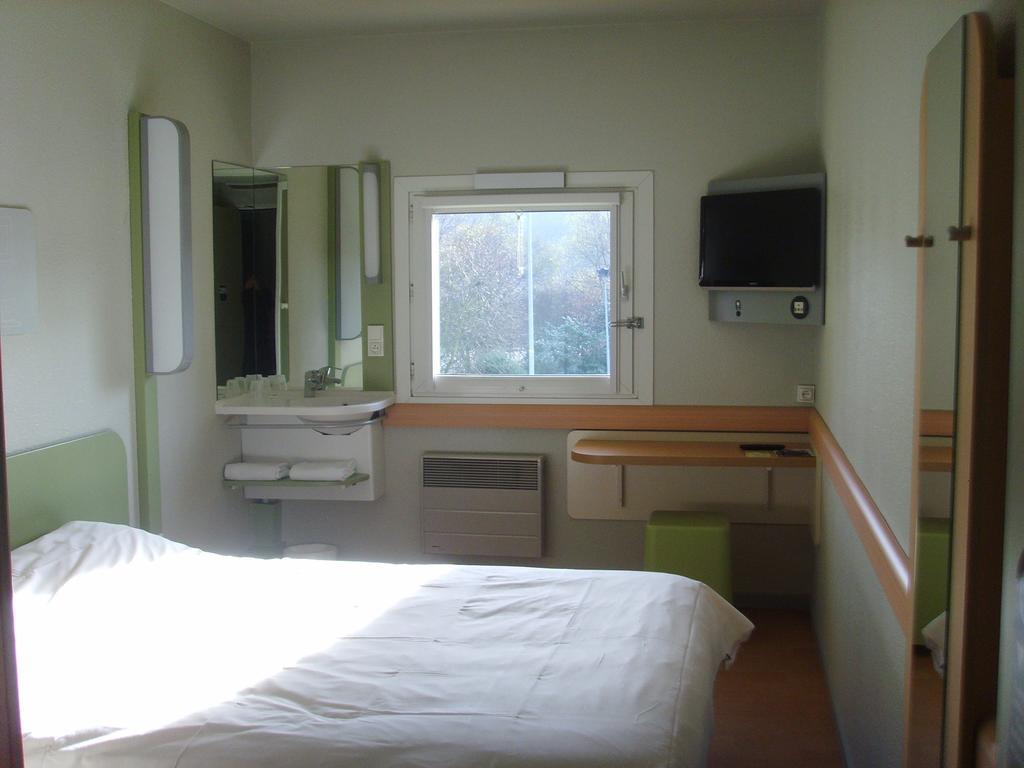 Ibis Budget L'Isle Adam Номер фото