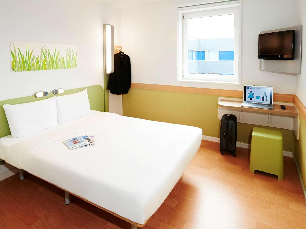 Ibis Budget L'Isle Adam Екстер'єр фото
